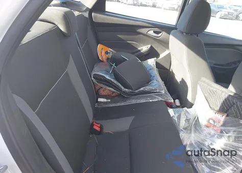 2014 Ford Focus Se из США, поврежденный, VIN 1FADP3F2XEL121105